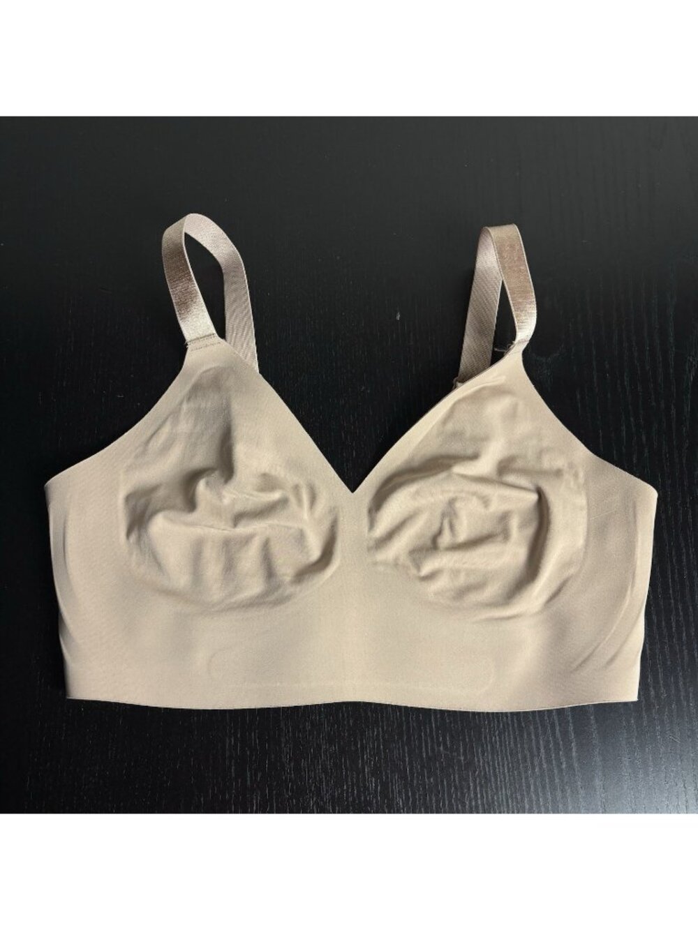 EBY Womens Size SDD Beige/Nude Seamless Relief Bra/Bralette, Wireless